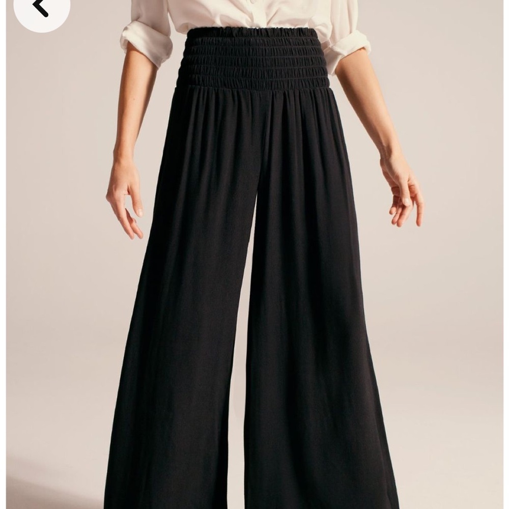 Women's wide leg pants